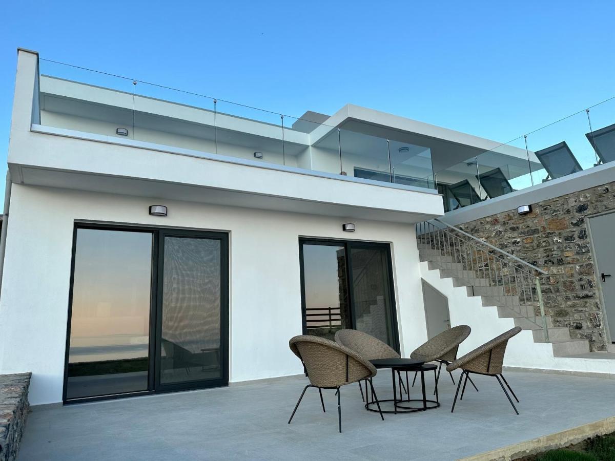 Skyline Iconic Villa Плакиас Екстериор снимка